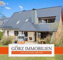 Haus zum Kaufen in Henstedt-Ulzburg 599.000,00 € 204 m²