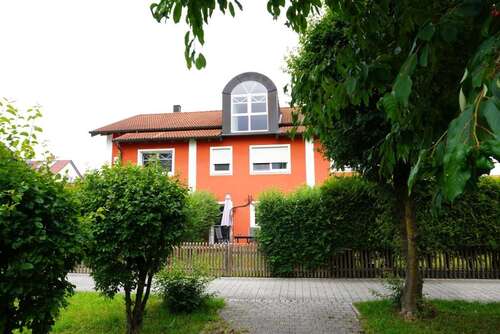 Foto - Haus zum Mieten in Berglern 1.450,00 € 125 m²