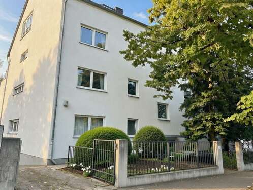 Foto - Haus zum Kaufen in Frankfurt 2.950.000,00 € 1023 m²
