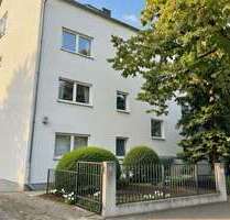 Haus zum Kaufen in Frankfurt 2.950.000,00 € 1023 m²