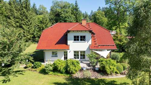 Foto - Haus zum Kaufen in Luisenthal 1.500.000,00 € 331 m²