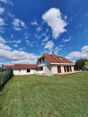 Foto - Haus zum Kaufen in Greding Herrnsberg 558.000,00 € 156 m²