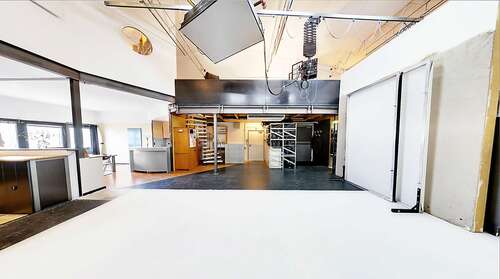 Foto - Büro in Garching b.München 420,00 € 450 m²