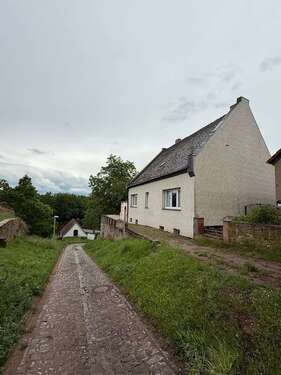 Foto - Haus zum Kaufen in Bernburg OT Aderstedt 220.000,00 € 190 m²