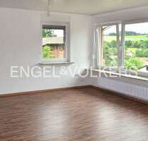 Wohnung zum Kaufen in Naumburg 136.000,00 € 80 m²