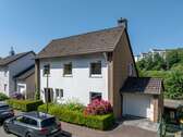 Haus zum Kaufen in Lüdenscheid 159.000,00 € 140.55 m²