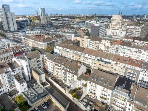 Foto - Haus zum Kaufen in Düsseldorf 2.729.000,00 € 966 m²