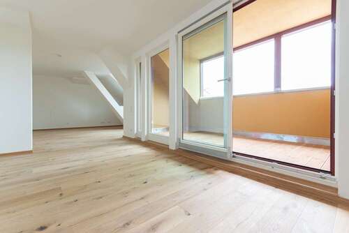 Foto - Wohnung zum Mieten in Leipzig Meusdorf 1.362,02 € 123.82 m²