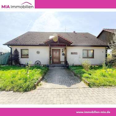 Foto - Haus zum Kaufen in Krautheim 350.000,00 € 227 m²