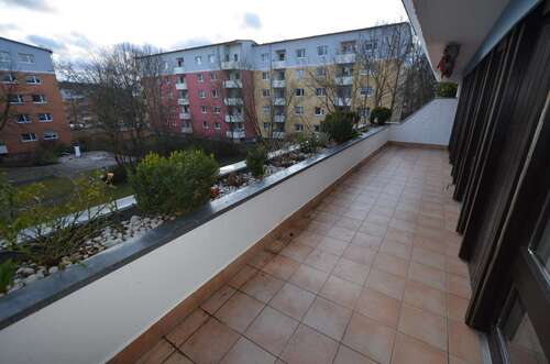 Foto - Wohnung zum Mieten in Regensburg 860,00 € 75 m²