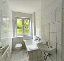 Wohnung zum Mieten in Zeitz 334,00 € 59.5 m²