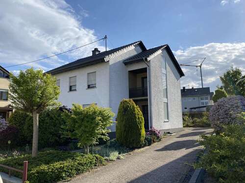 Foto - Haus zum Kaufen in Rheinböllen 375.000,00 € 145 m²