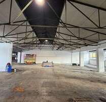 Halle in Lübeck 2.700,00 € 460 m²