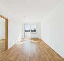 Wohnung zum Mieten in Chemnitz 300,00 € 53.58 m²