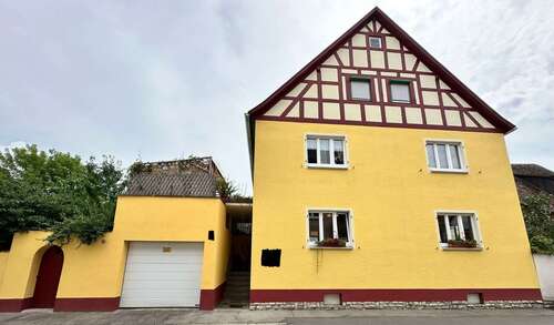 Foto - Haus zum Kaufen in Bad Windsheim 429.000,00 € 287 m²
