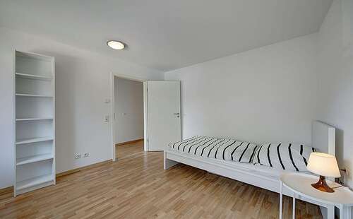 Foto - WG-Zimmer in Stuttgart 435,00 € 13 m²
