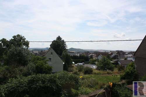 Foto - Haus zum Kaufen in Nickenich 295.000,00 € 245.49 m²