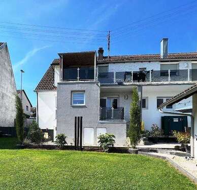 Foto - Haus zum Kaufen in Straubenhardt 225.000,00 € 193 m²