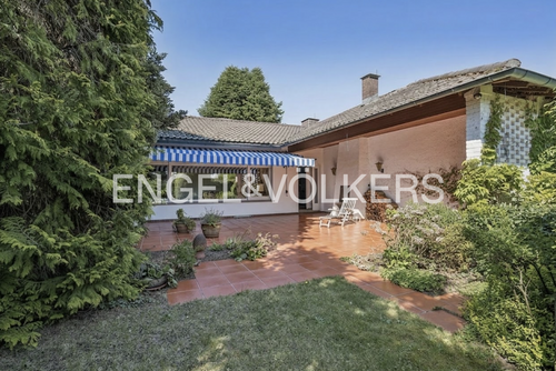 Foto - Haus zum Kaufen in Dreieich 895.000,00 € 174.09 m²