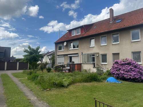 Foto - Haus zum Kaufen in Garbsen 479.000,00 € 280 m²