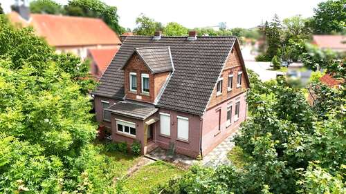 Foto - Haus zum Kaufen in Stade Bützfleth 299.000,00 € 180 m²