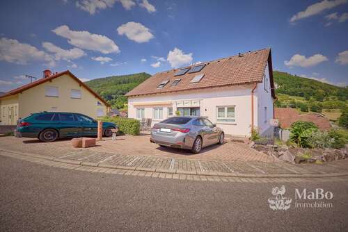 Foto - Haus zum Kaufen in Eußerthal 849.000,00 € 370 m²
