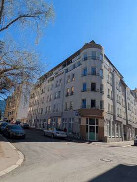 Foto - Büro in HalleS. 1.500,00 € 169 m²