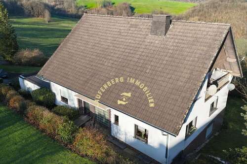 Foto - Haus zum Kaufen in Windeck 349.000,00 € 300 m²