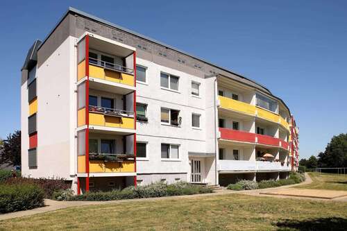 Foto - Wohnung zum Mieten in Neubrandenburg 325,00 € 70.64 m²