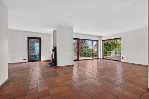Foto - Haus zum Kaufen in Remchingen 680.000,00 € 210 m²