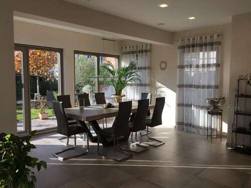 Foto - Haus zum Mieten in Bad Vilbel 3.450,00 € 200.5 m²