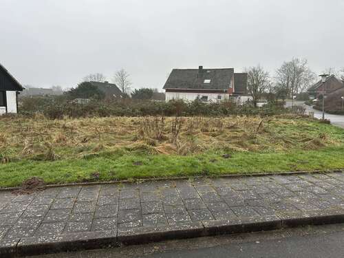 Foto - Grundstück zu verkaufen in Boren 164.000,00 € 595 m²