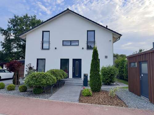 Foto - Haus zum Kaufen in Breiholz 598.999,00 € 168 m²