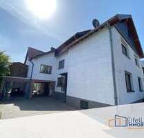 Haus zum Kaufen in Schleiden Dreiborn 310.000,00 € 287 m² - Schleiden / Dreiborn