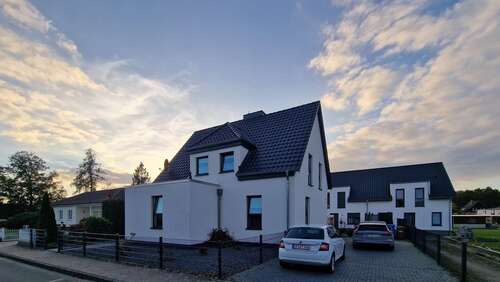 Foto - Haus zum Kaufen in Sassenburg 350.000,00 € 140 m²