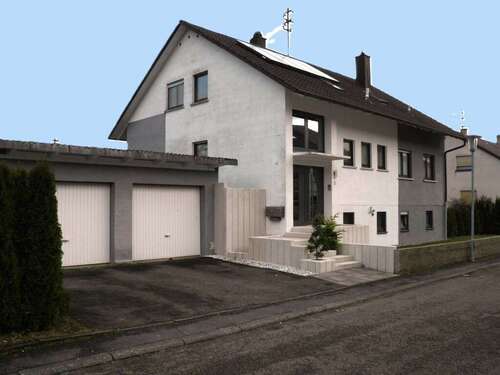 Foto - Haus zum Kaufen in Aglasterhausen 495.000,00 € 277 m²