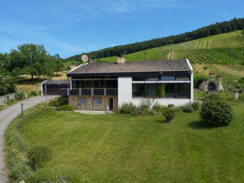 Foto - Haus zum Kaufen in Weinstadt 1.380.000,00 € 276 m²