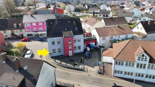Foto - Wohnung zum Mieten in Lemberg 750,00 € 101 m²