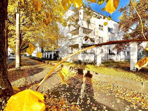 Foto - Wohnung zum Mieten in Halle (Saale) 360,67 € 53.04 m²