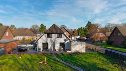 Foto - Haus zum Kaufen in Cadenberge 289.000,00 € 117 m²