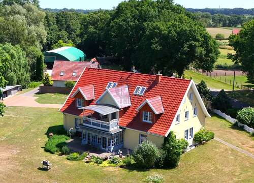Foto - Haus zum Kaufen in Zepelin 999.000,00 € 500 m²