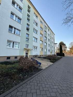 Foto - Wohnung zum Mieten in Neukieritzsch 339,00 € 47 m²