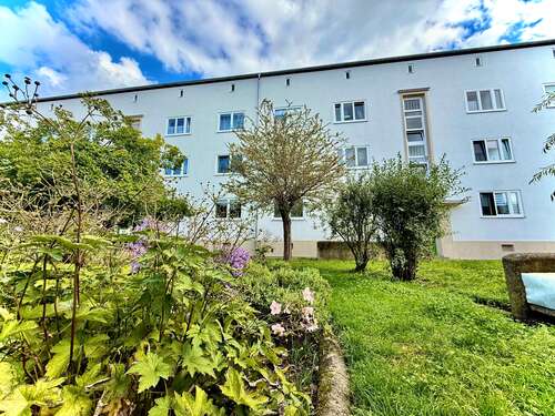 Foto - Wohnung zum Mieten in Halle (Saale) 360,67 € 53.04 m²