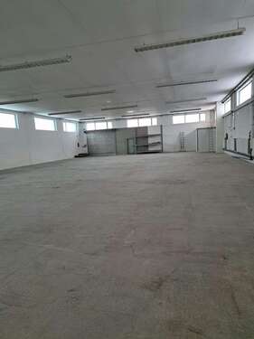 Foto - Halle in Wetzlar 2.320,00 € 590 m²