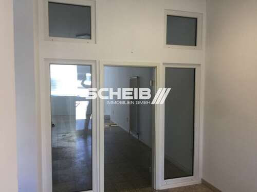 Foto - Einzelhandel in Feuchtwangen 420,00 € 31 m²