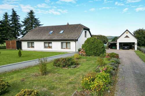 Foto - Haus zum Kaufen in Woldegk 240.000,00 € 177.23 m²