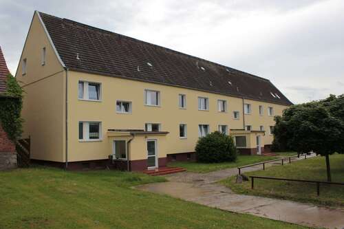 Foto - Wohnung zum Mieten in Groß Pankow OT Kuhsdorf 420,00 € 60 m²