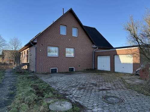 Foto - Haus zum Kaufen in Sachsenhagen 260.000,00 € 209 m²