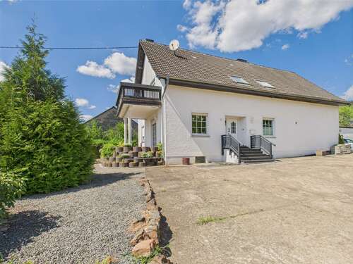 Foto - Haus zum Kaufen in Oberstadtfeld 219.000,00 € 198 m²