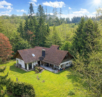 Haus zum Kaufen in Glashütten 699.000,00 € 287 m²